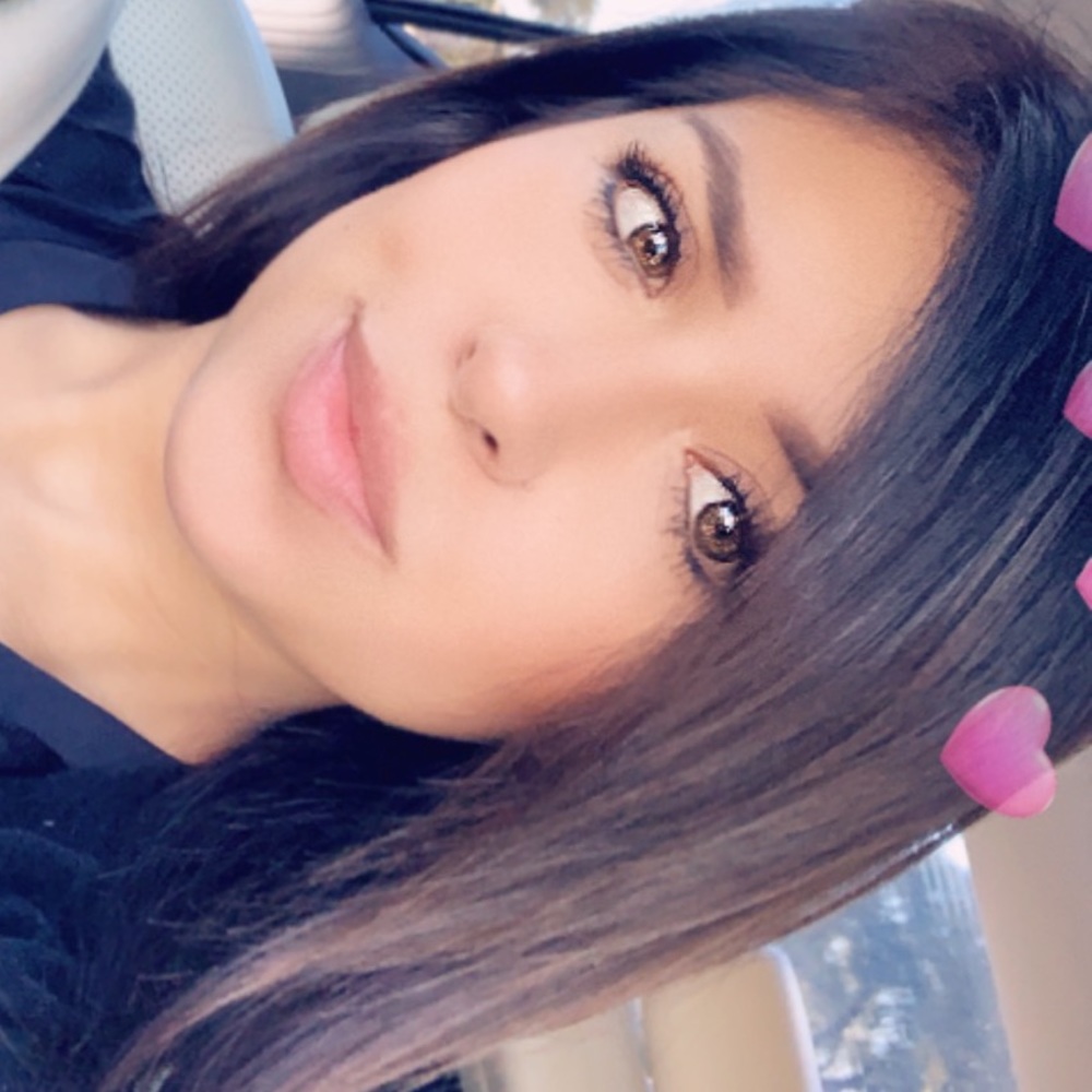 Meet your Posher, Yaritza